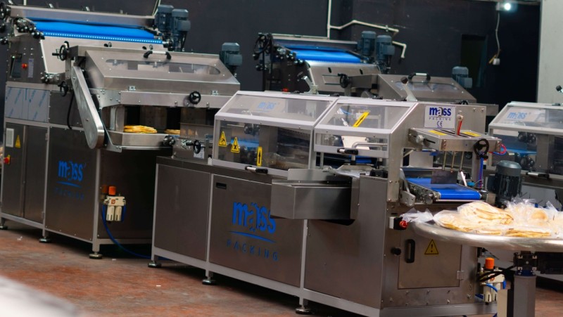 Development of specialized machines in the process of filling, packing and stowage